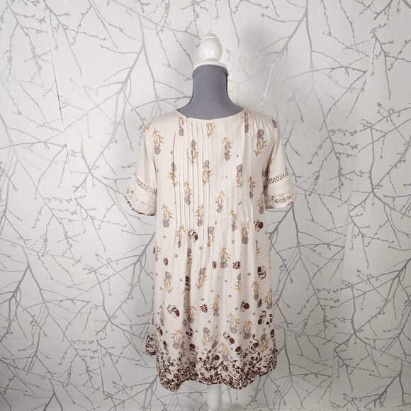 Ecote Ivory Floral Print Pinktuck Pleated Flowy Swing Dress - Picture 6 of 9